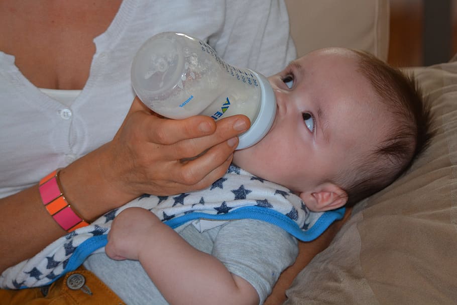 How to get baby to sleep without bottle